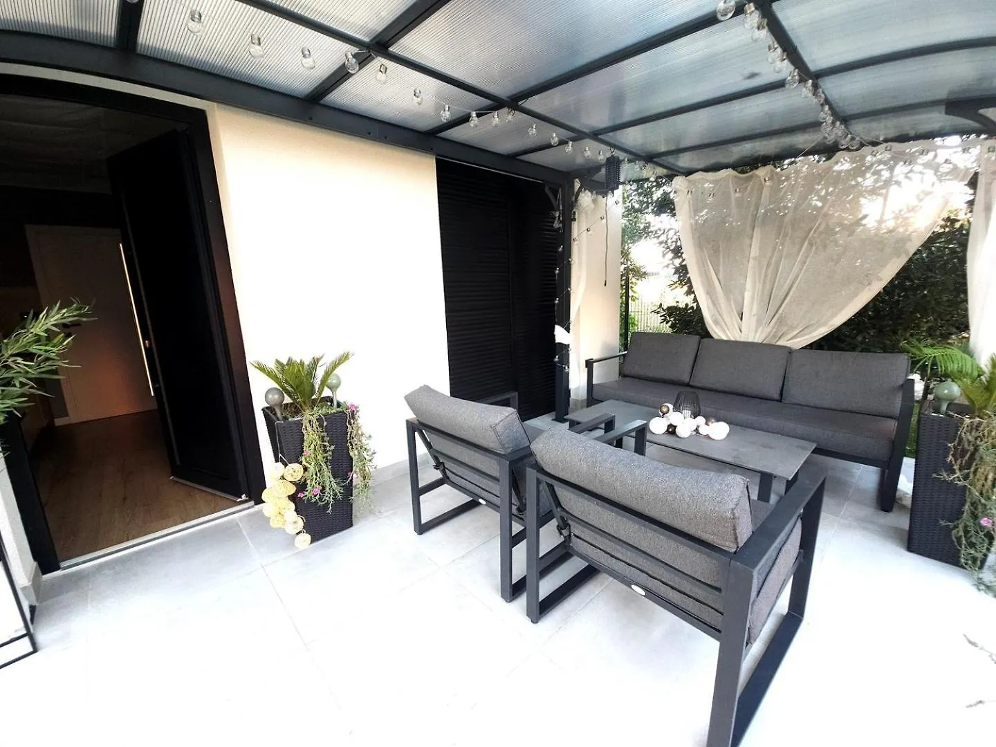 Holiday Home Onyx Premantura 0*,  Croatia